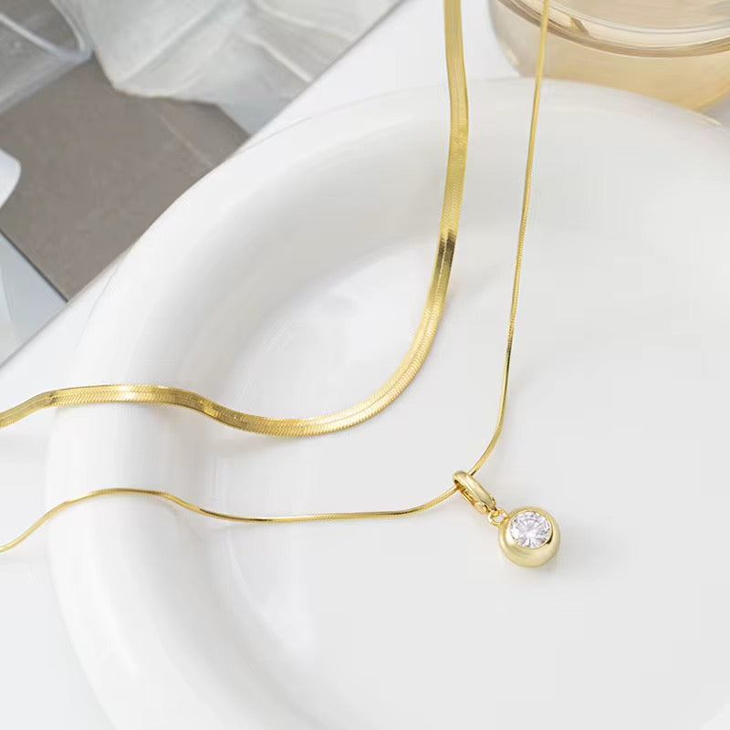 3 carats Bubble Moissanite Pendant with Double-Layered Clavicle Chain French Luxury Style