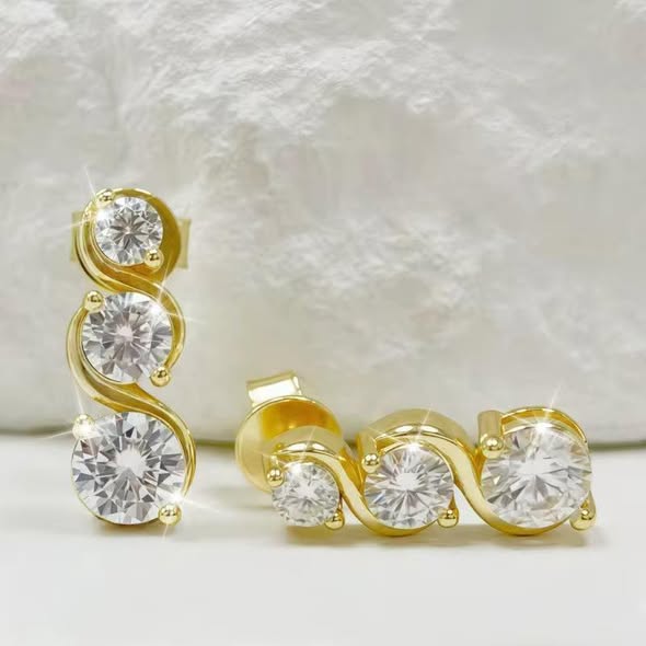 Twisted Infinity Shape 925 Sterling Silver 5mm/4mm/3mm 1.8ct D VVS1 Moissanite Earrings