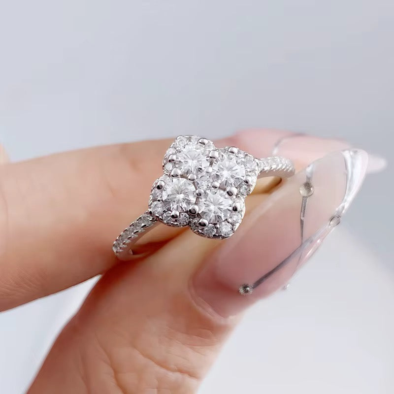 Sterling Silver 925 0.4 carats Moissanite Ring Four Leaf Clover