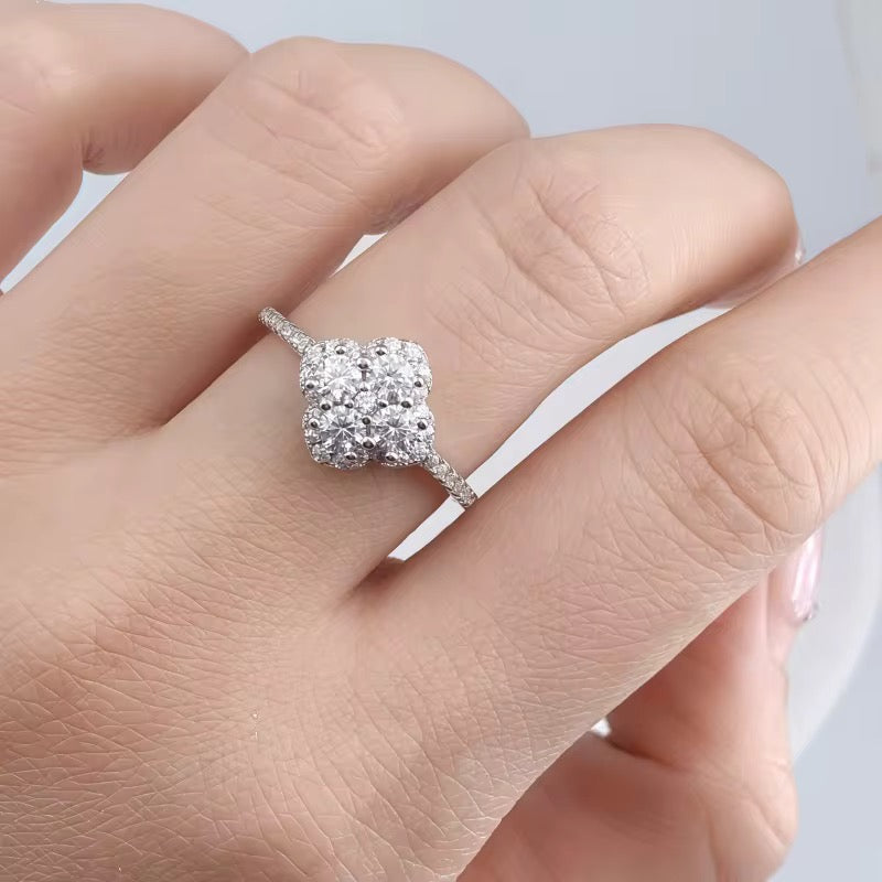 Sterling Silver 925 0.4 carats Moissanite Ring Four Leaf Clover