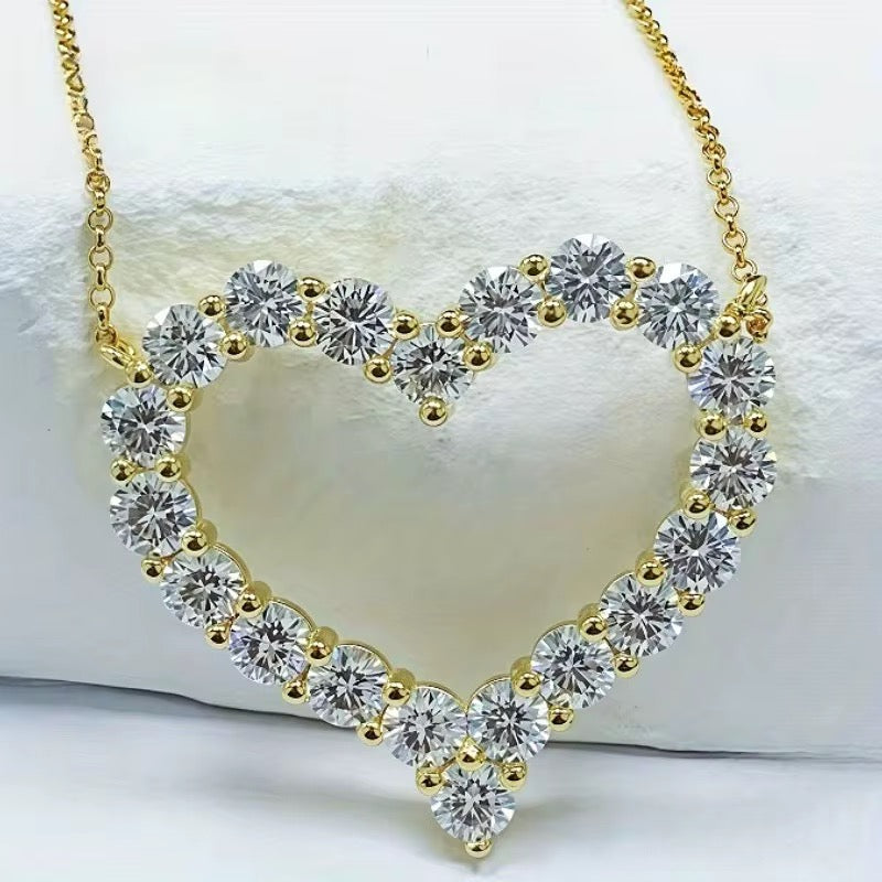 Round Brilliant Cut Open Heart GRA Certified S925 Moissanite Necklace for VVS1 Color 18K Gold Plated